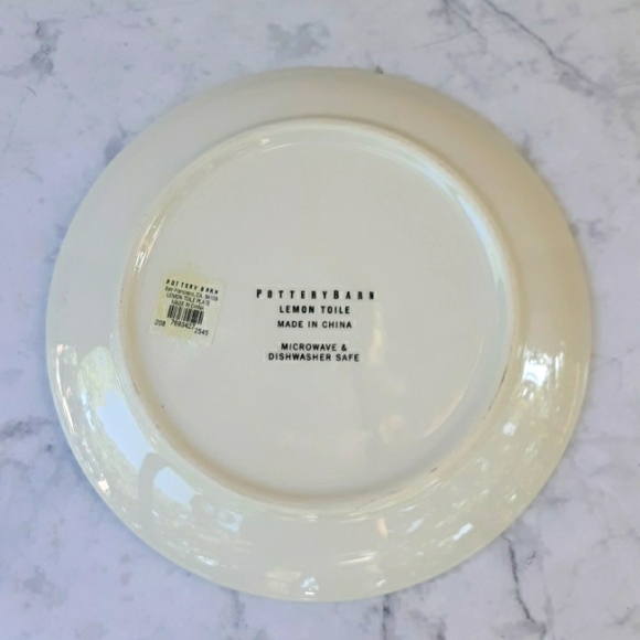 NWT POTTERY BARN LEMON TOILE PLATES - Picture 3 of 5